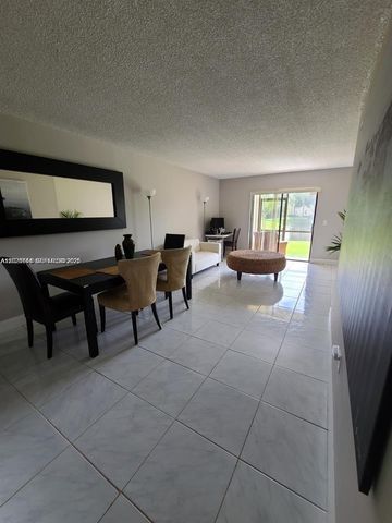 165 NW 93rd Avenue 102, Pembroke Pines, FL 33024