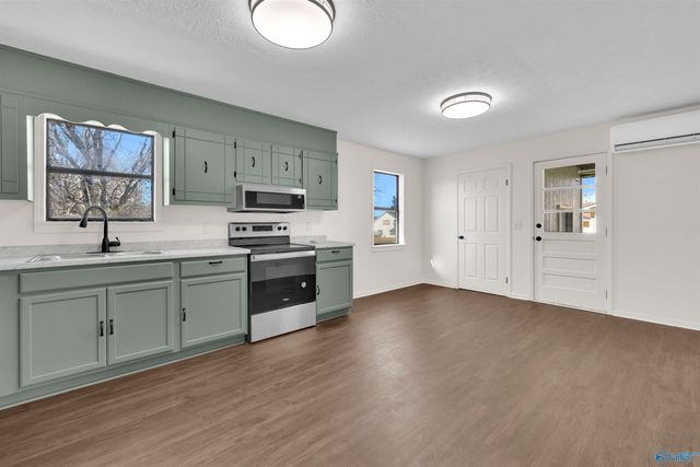 245 Sand Rock Avenue, Sand Rock, AL 35983