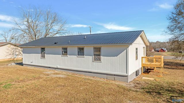 245 Sand Rock Avenue, Sand Rock, AL 35983