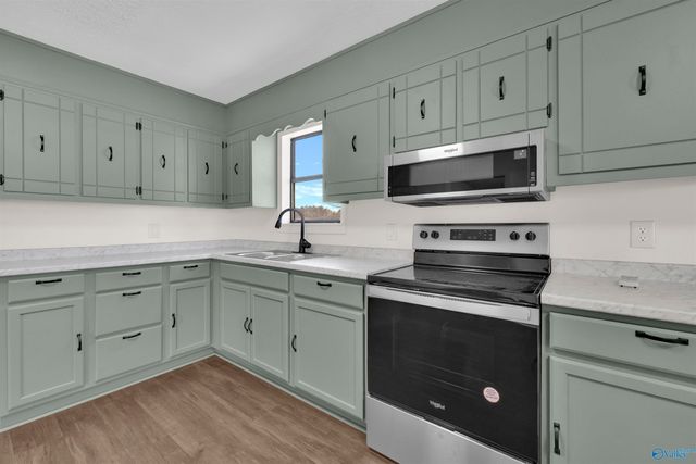 245 Sand Rock Avenue, Sand Rock, AL 35983