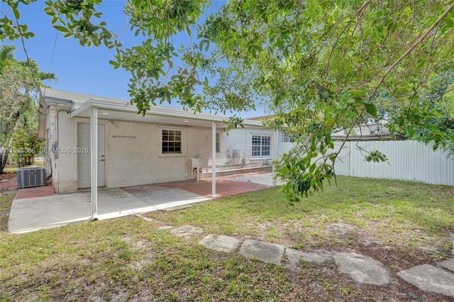 4326 NW 4th Street, Miami, FL 33126