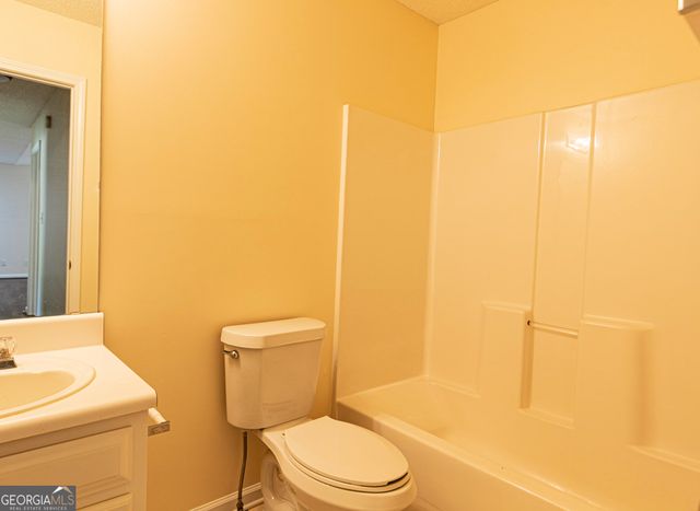 102 Honey Lane, Mcdonough, GA 30252
