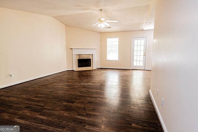 102 Honey Lane, Mcdonough, GA 30252
