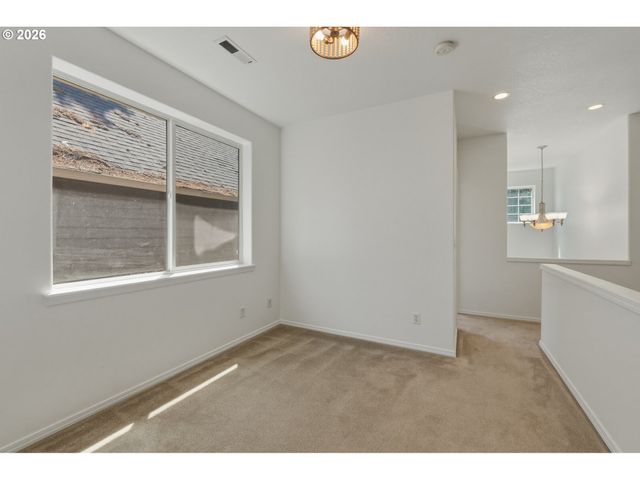 11812 Se HANNAH Ln, Portland, OR 97266