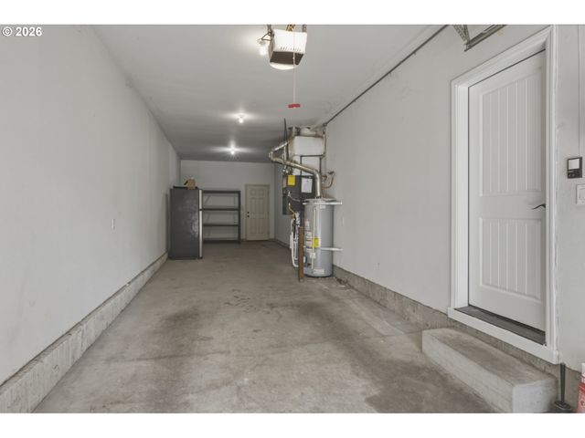11812 Se HANNAH Ln, Portland, OR 97266
