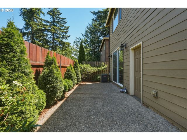 11812 Se HANNAH Ln, Portland, OR 97266