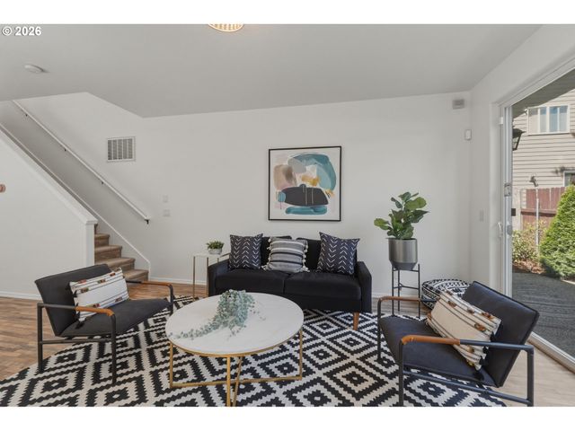 11812 Se HANNAH Ln, Portland, OR 97266