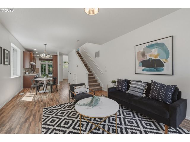 11812 Se HANNAH Ln, Portland, OR 97266