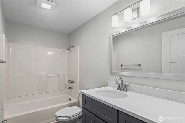 10621 S 12th Avenue Ct S, Tacoma, WA 98444