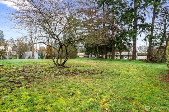 10621 S 12th Avenue Ct S, Tacoma, WA 98444