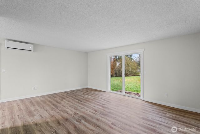 10621 S 12th Avenue Ct S, Tacoma, WA 98444