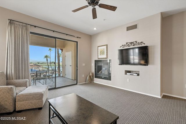 5775 S Camino del Sol Unit 5204, Green Valley, AZ 85622