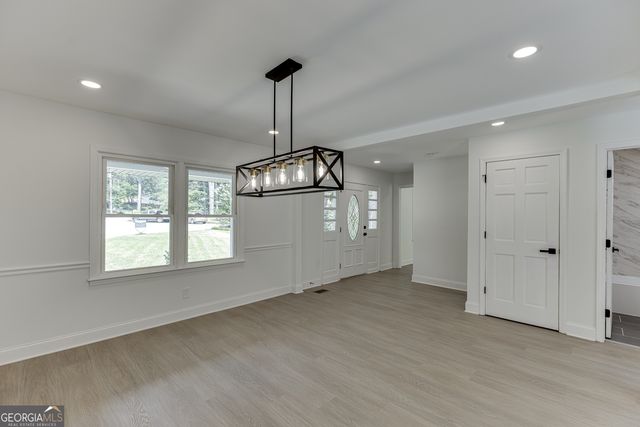 1807 E Ramble Court, Decatur, GA 30033