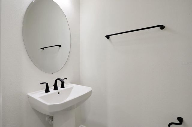 145 THORNE LANE, Lakewood Ranch, FL 34240