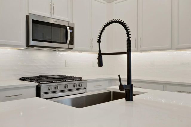 145 THORNE LANE, Lakewood Ranch, FL 34240