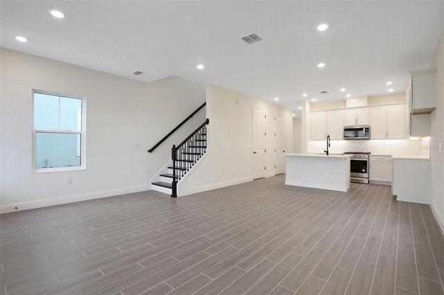 145 THORNE LANE, Lakewood Ranch, FL 34240