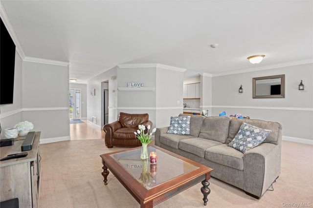 1406 Sara Circle, Port Jefferson Station, NY 11776