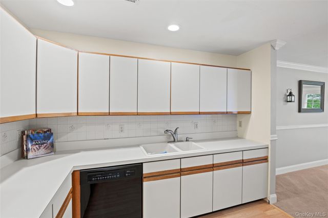 1406 Sara Circle, Port Jefferson Station, NY 11776