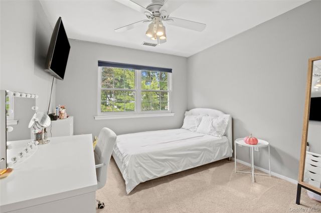 1406 Sara Circle, Port Jefferson Station, NY 11776