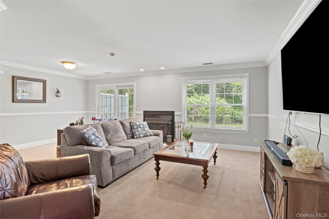 1406 Sara Circle, Port Jefferson Station, NY 11776