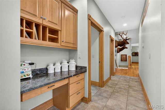 11445 Casa Nella Montagna, Marthasville, MO 63357
