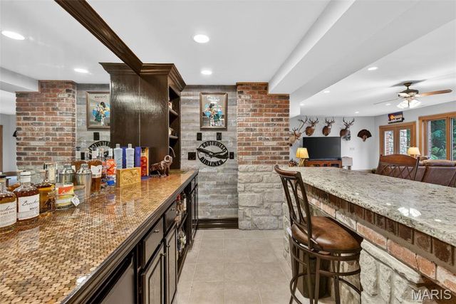 11445 Casa Nella Montagna, Marthasville, MO 63357
