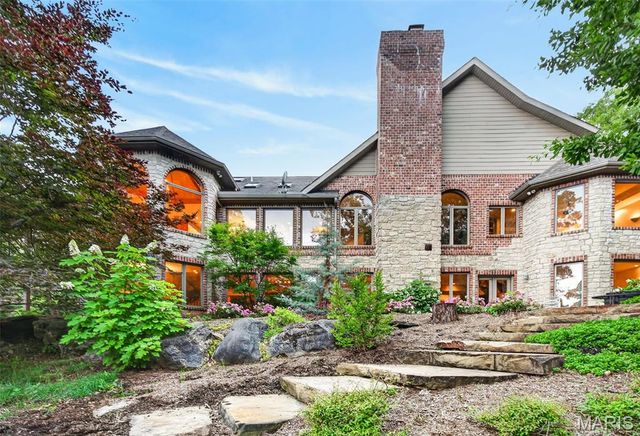 11445 Casa Nella Montagna, Marthasville, MO 63357