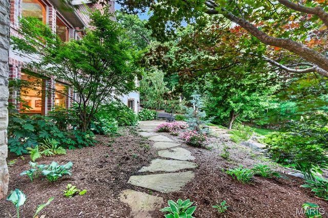 11445 Casa Nella Montagna, Marthasville, MO 63357