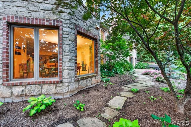11445 Casa Nella Montagna, Marthasville, MO 63357