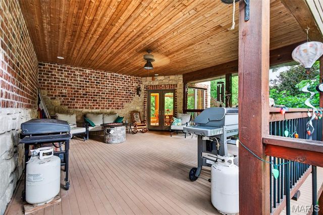 11445 Casa Nella Montagna, Marthasville, MO 63357