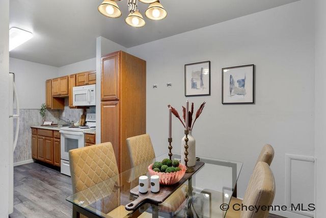 511 W 6TH ST, Cheyenne, WY 82007