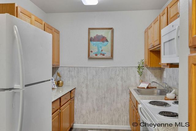 511 W 6TH ST, Cheyenne, WY 82007