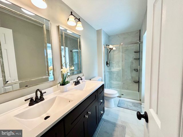 137 RAMSEY AVE, Marlton, NJ 08053