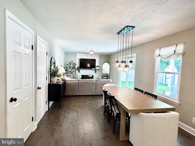 137 RAMSEY AVE, Marlton, NJ 08053
