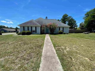 116 Woodfield Drive, Warner Robins, GA 31088