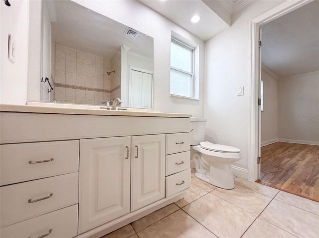 1672 JUPITER ROAD, Venice, FL 34293