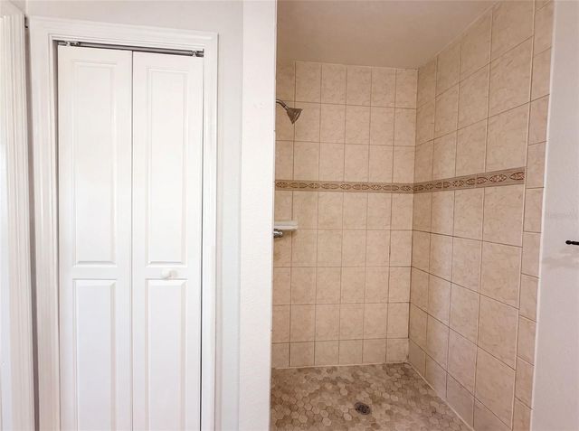 1672 JUPITER ROAD, Venice, FL 34293