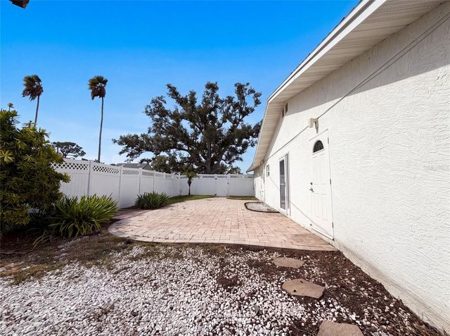 1672 JUPITER ROAD, Venice, FL 34293