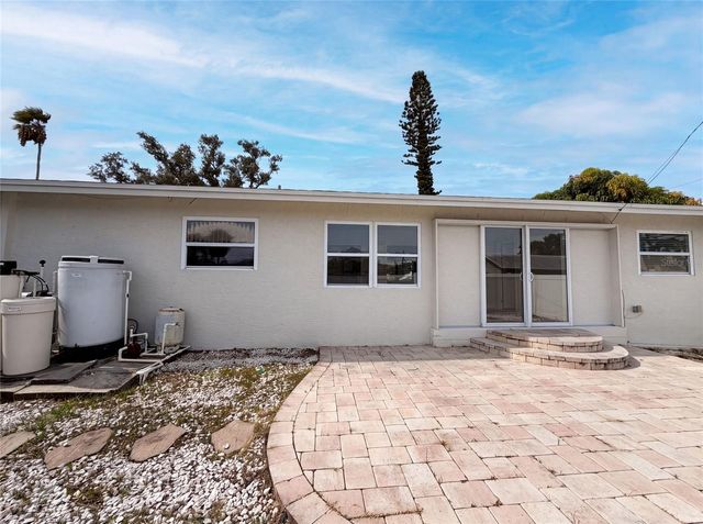 1672 JUPITER ROAD, Venice, FL 34293