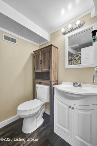 9305 Hi View Ln, Louisville, KY 40272