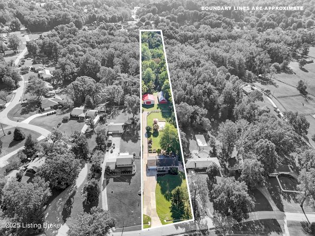 9305 Hi View Ln, Louisville, KY 40272