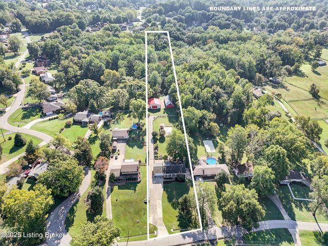 9305 Hi View Ln, Louisville, KY 40272