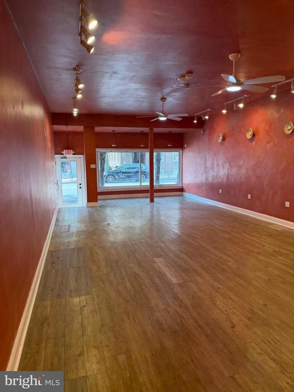 29 W LANCASTER, ARDMORE, PA 19003 — photo 2
