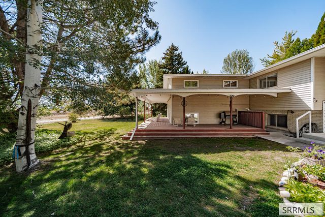 561 E 1200 N, Shelley, ID 83274