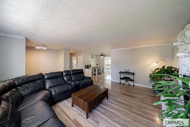 561 E 1200 N, Shelley, ID 83274