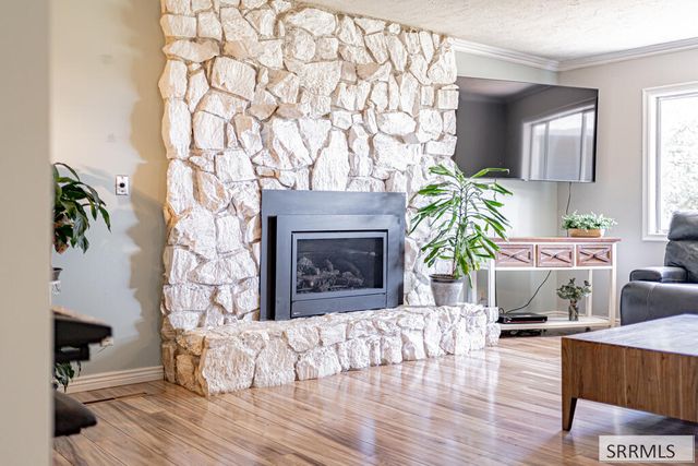561 E 1200 N, Shelley, ID 83274