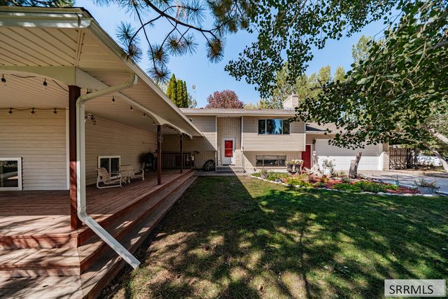 561 E 1200 N, Shelley, ID 83274