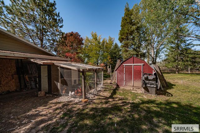 561 E 1200 N, Shelley, ID 83274