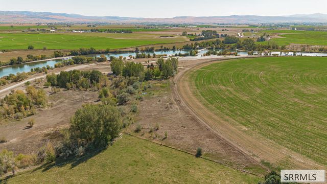 561 E 1200 N, Shelley, ID 83274