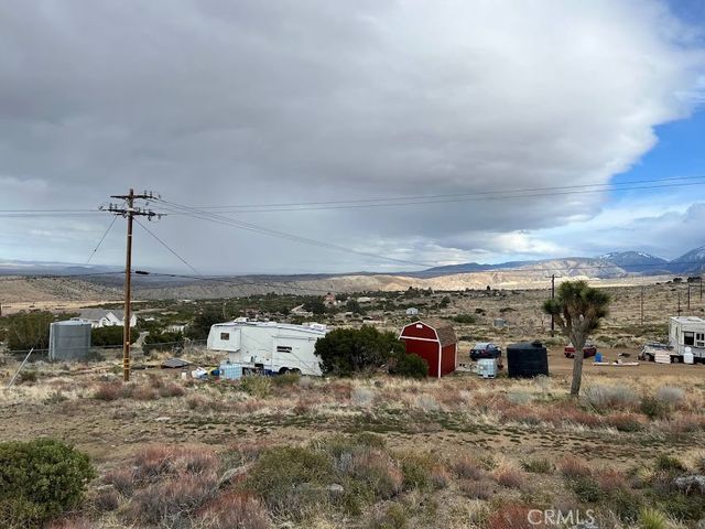 11890 Juniper Hills, Littlerock, CA 93543
